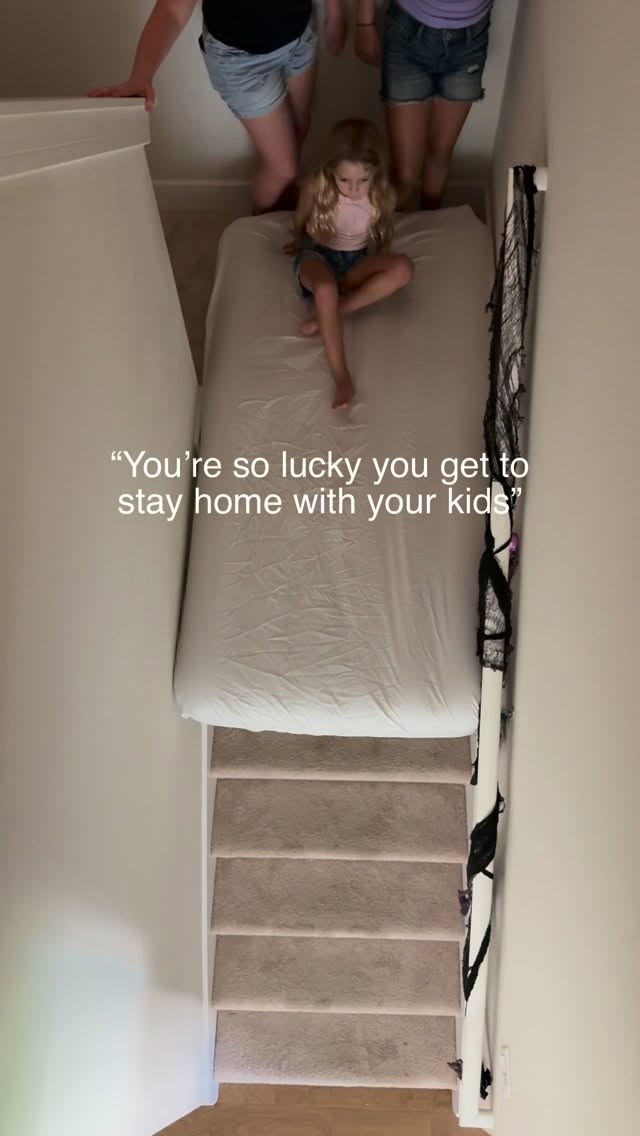 He works for not only our family, but yours too 🫶
🖤💙🖤#leowife #policewife #policewifelife #husbands #sahmomlife