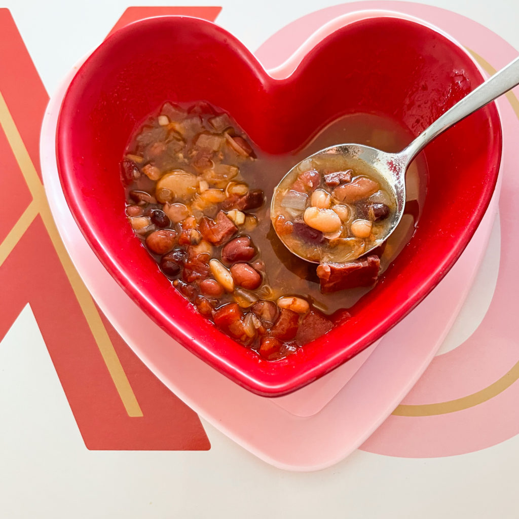 15 Bean and Ham Instant Pot Soup Mamallamallama on the weekly